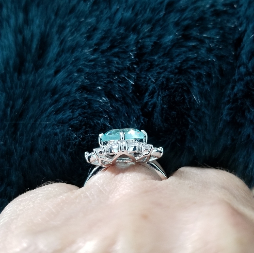 AQUAMARINE RING - Picture 4 of 8